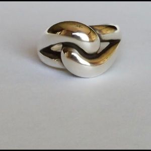 James Avery retired knot ring